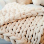 Mantita XL Beige natural. - Imagen 2